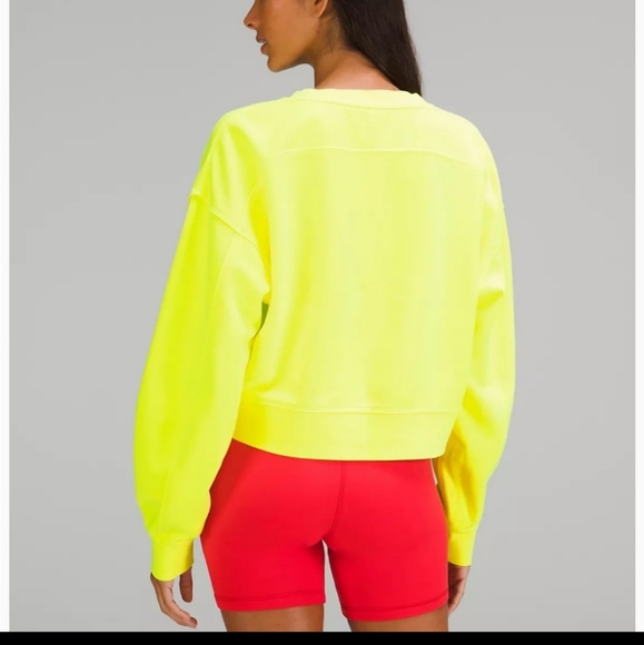 NWT Lululemon Perfectly Oversized Cropped Crew Neon Garment Dye Highlight - Picture 3 of 5